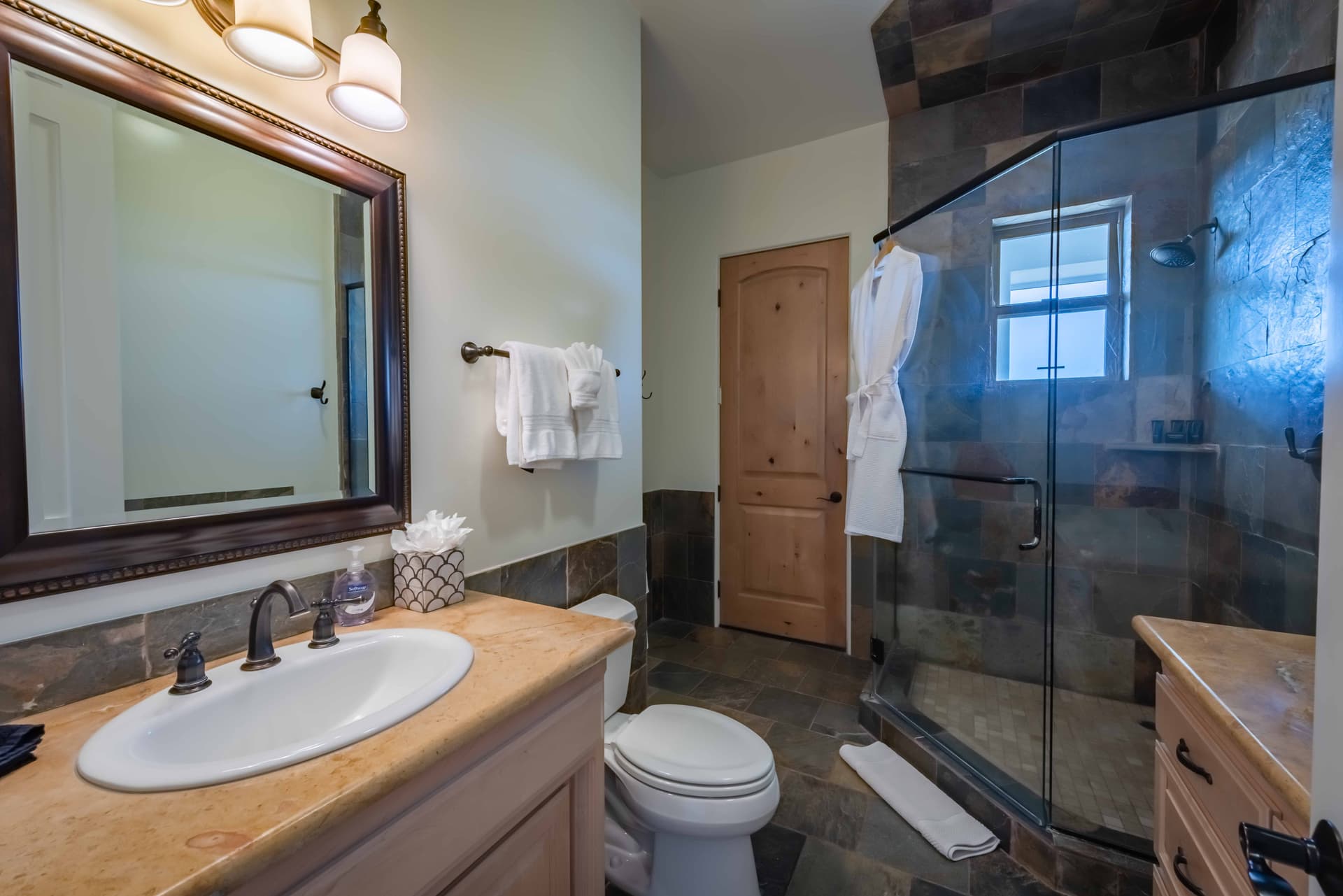 Blue Oak Place - Image 33