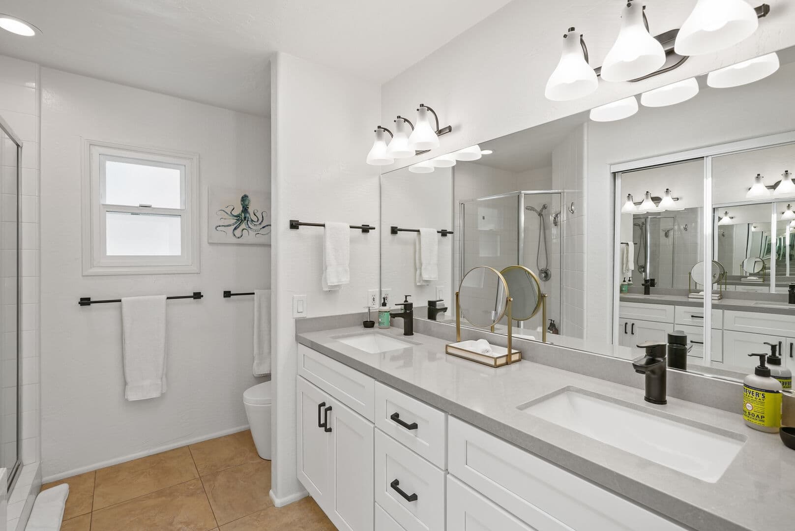 Kolmar Beach Home - Image 15