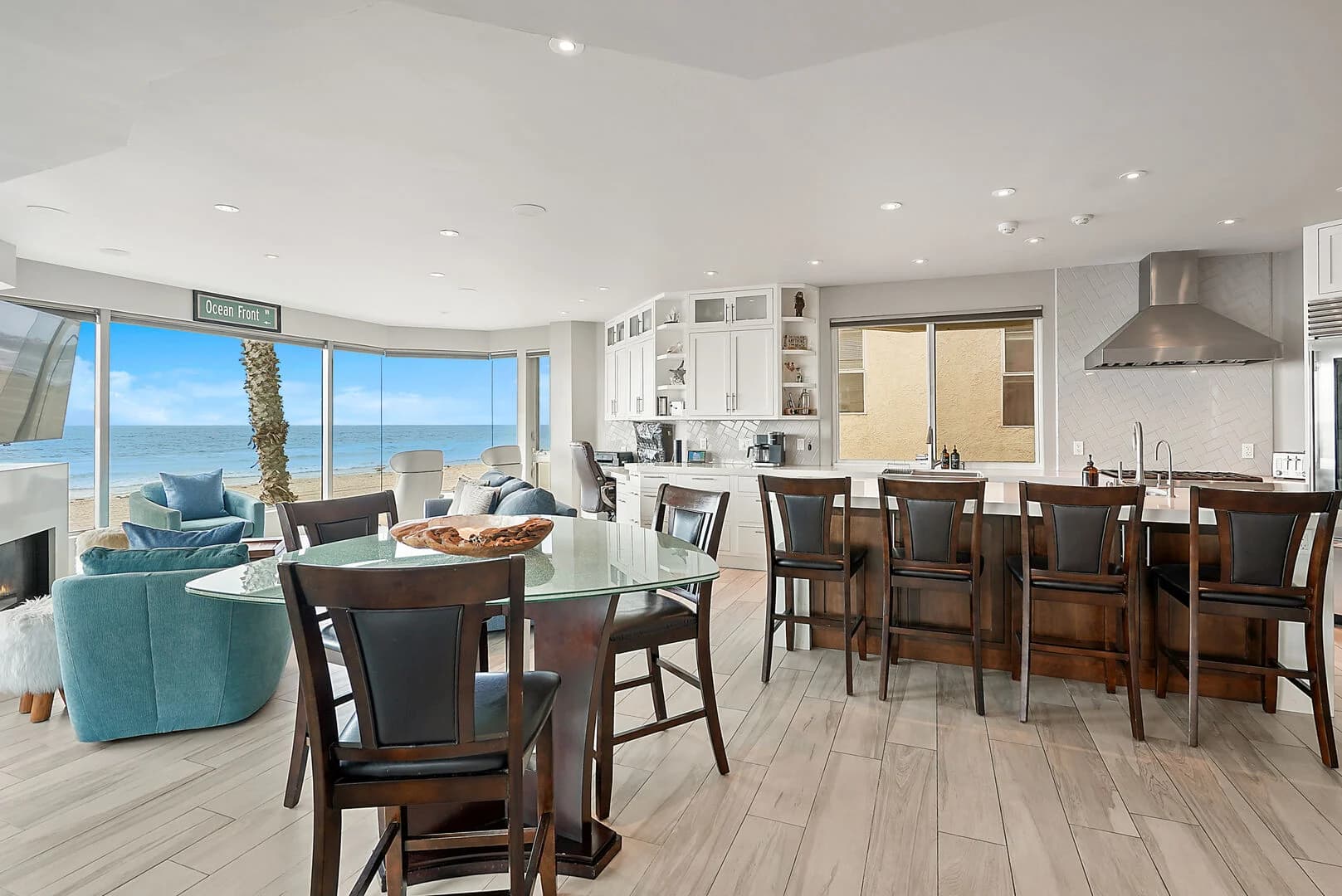 Oceanfront Escape Home - Image 9