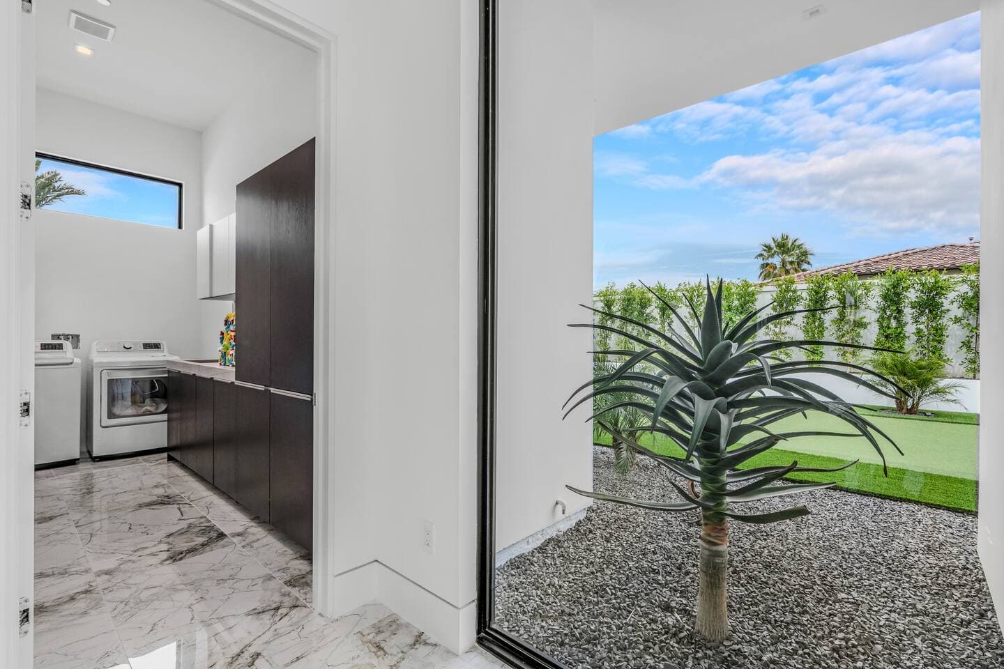 Bravo Villa #3 - Image 38