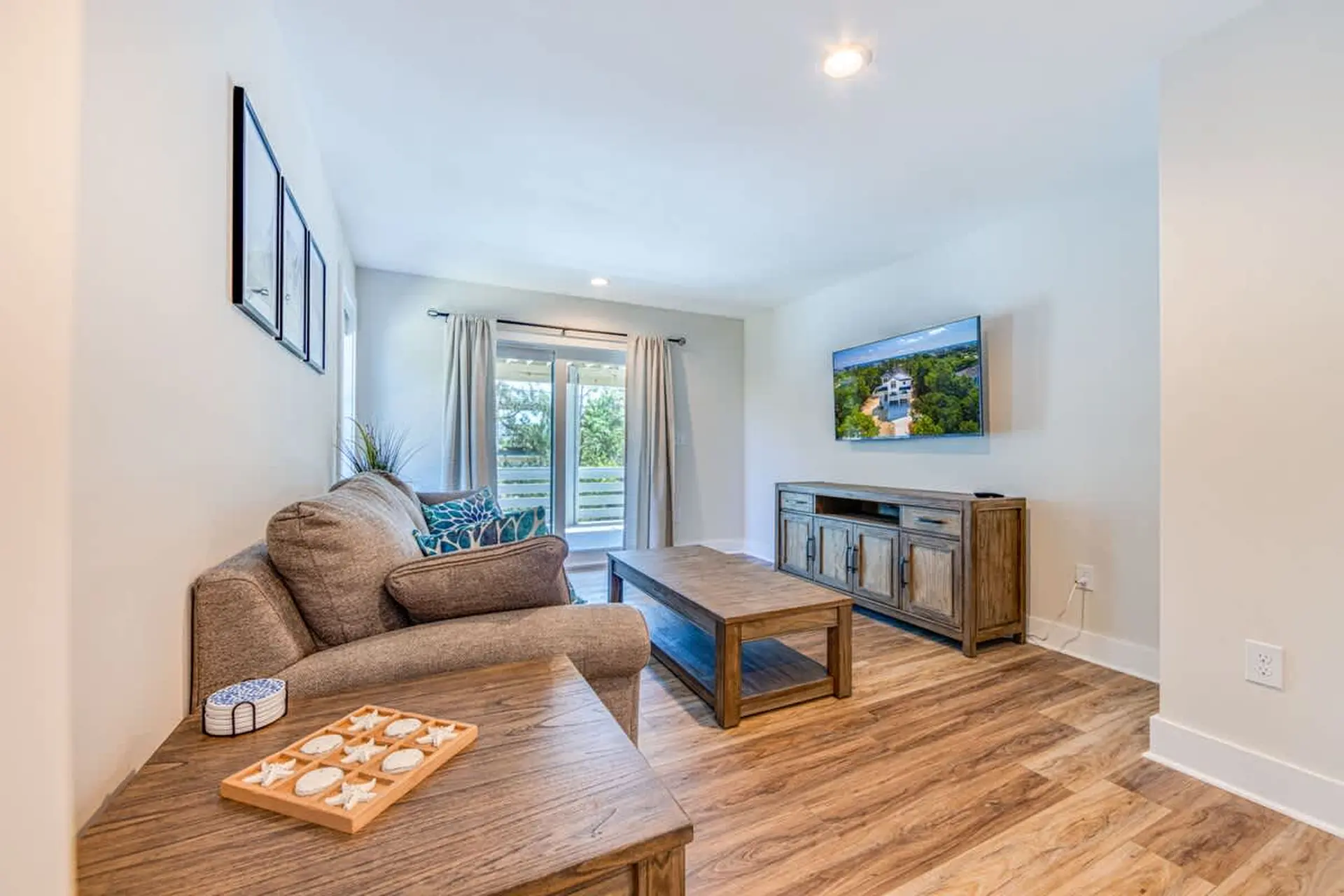 Gone Coastal - Image 35