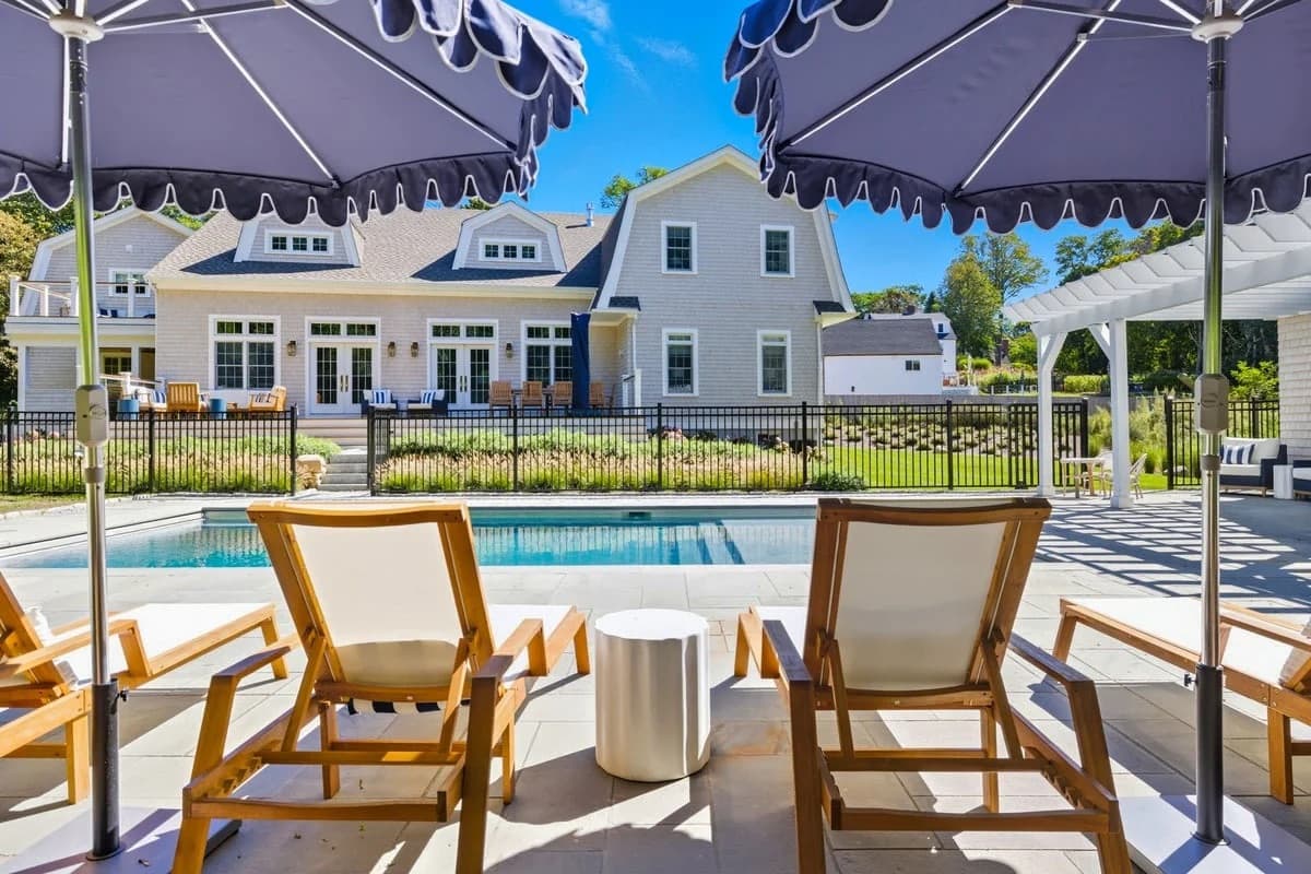 Hydrangea Hideaway - Image 59