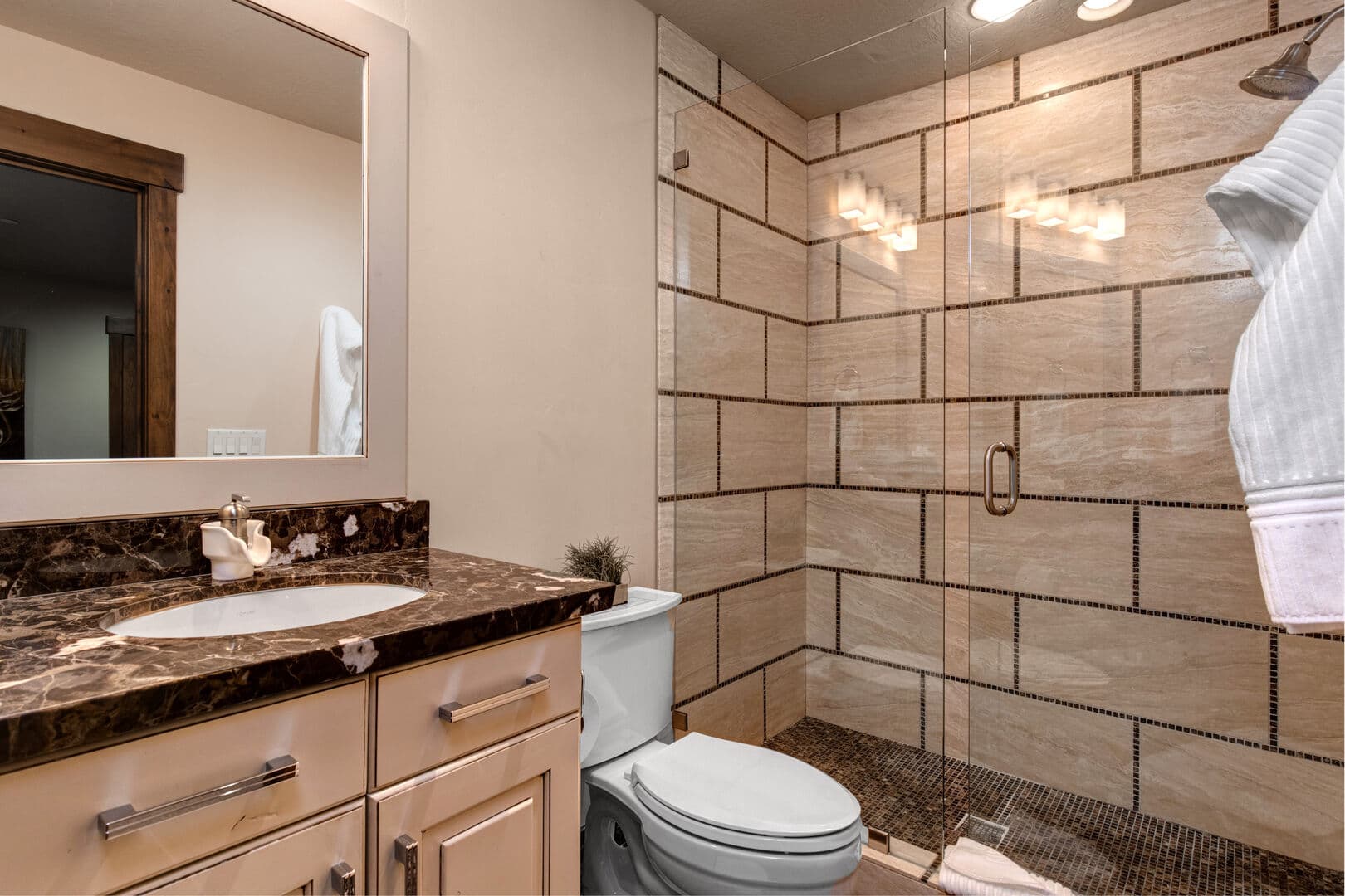 Atop Park City - Image 28