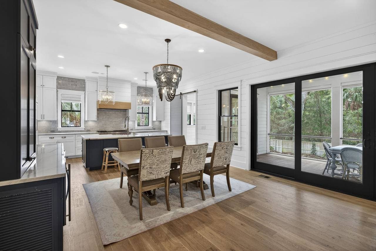 IOP Escape at 26th Avenue - Image 5