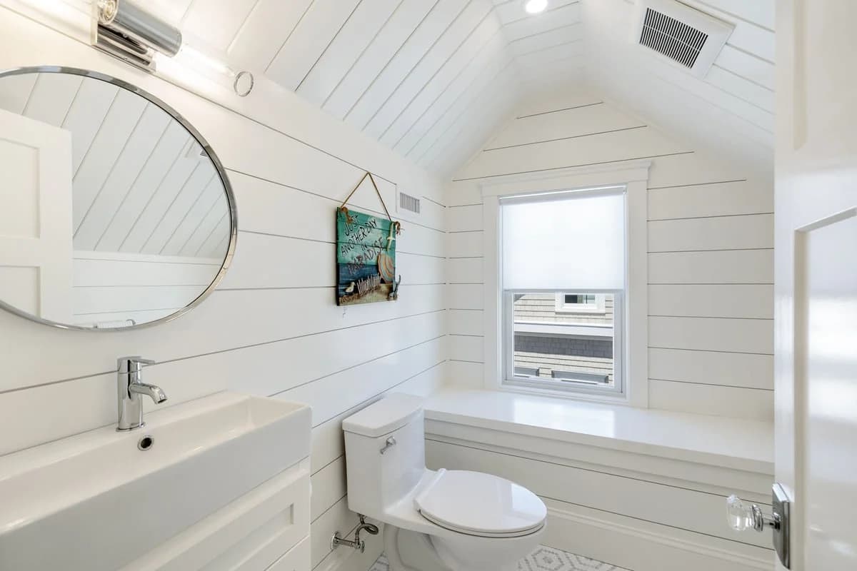 Mayflower Sands - Image 25