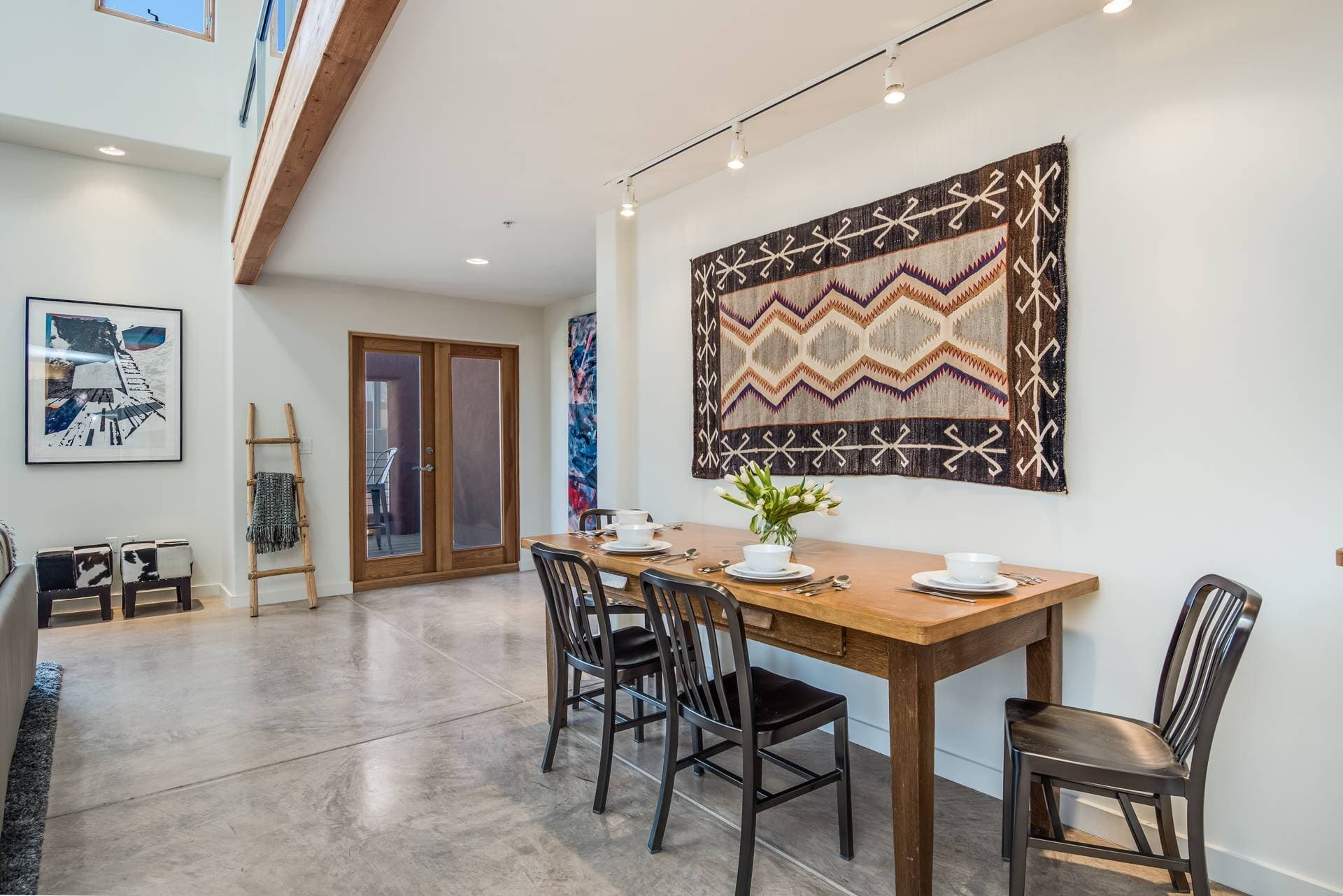 Eye Candy Loft - Image 4