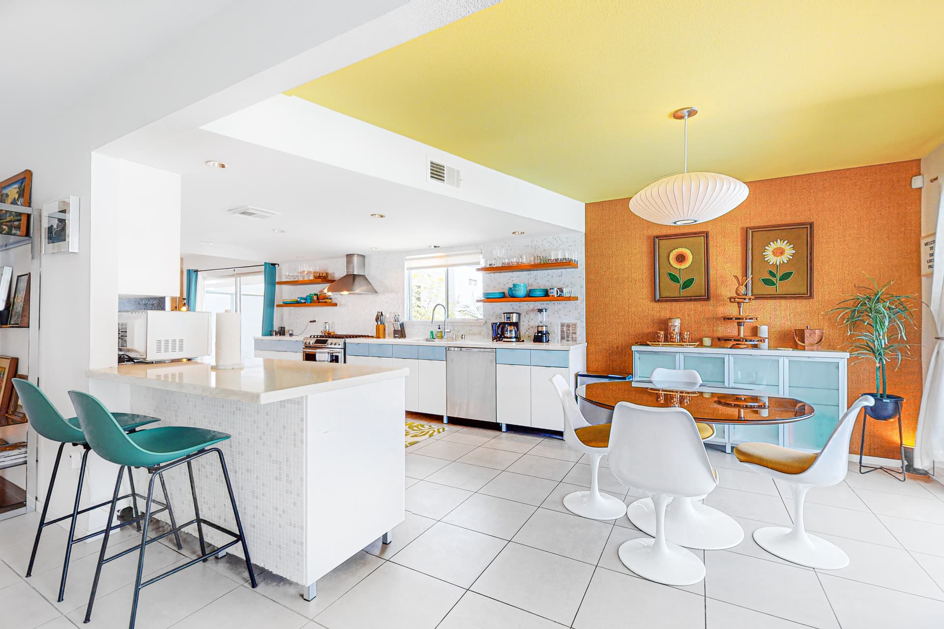 The Lucky Palm Home - Image 3