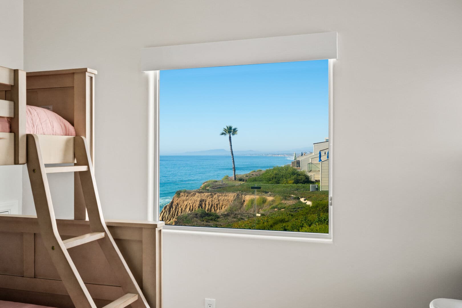 Seabluffe Escape - Image 33