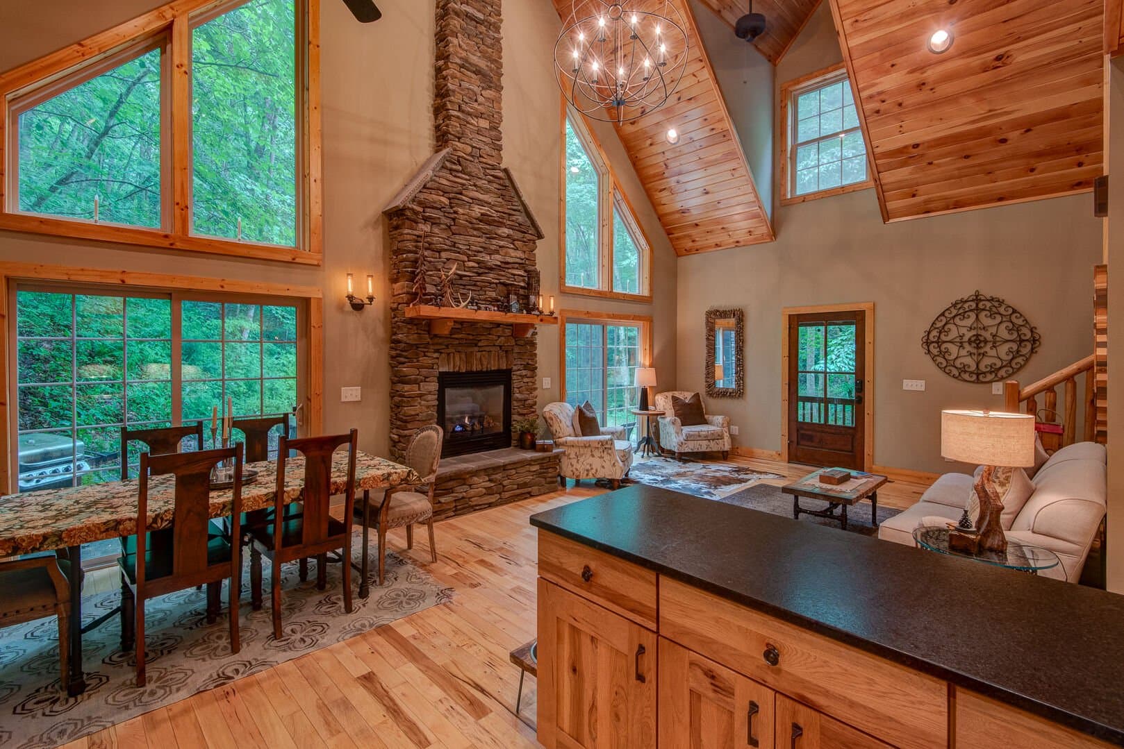 Beech Creek Cabin - Image 12