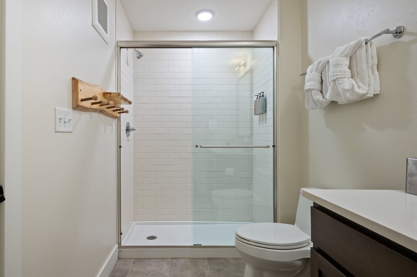 Hideaway Station Loft #207 - Image 22