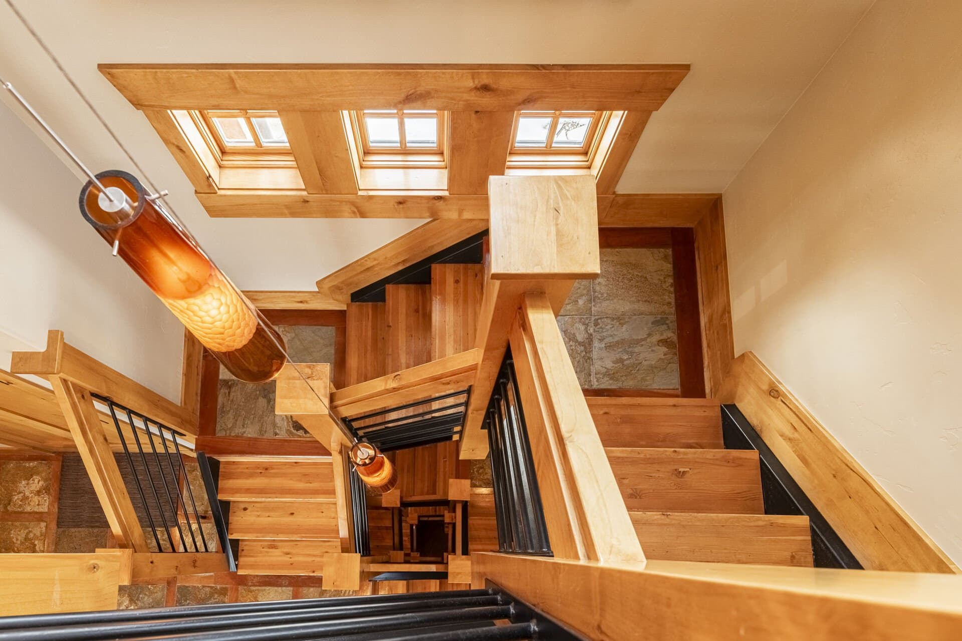 Powder Lodge - Image 22