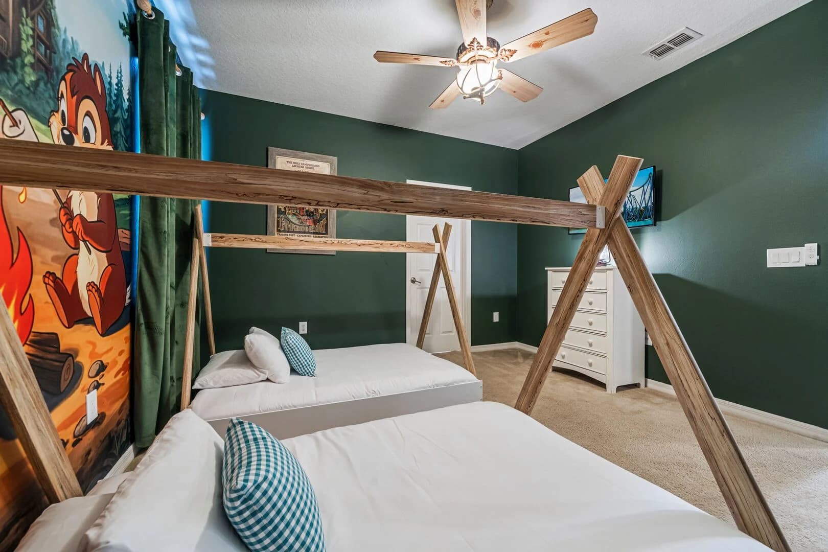 Lakeside Adventures - Image 37