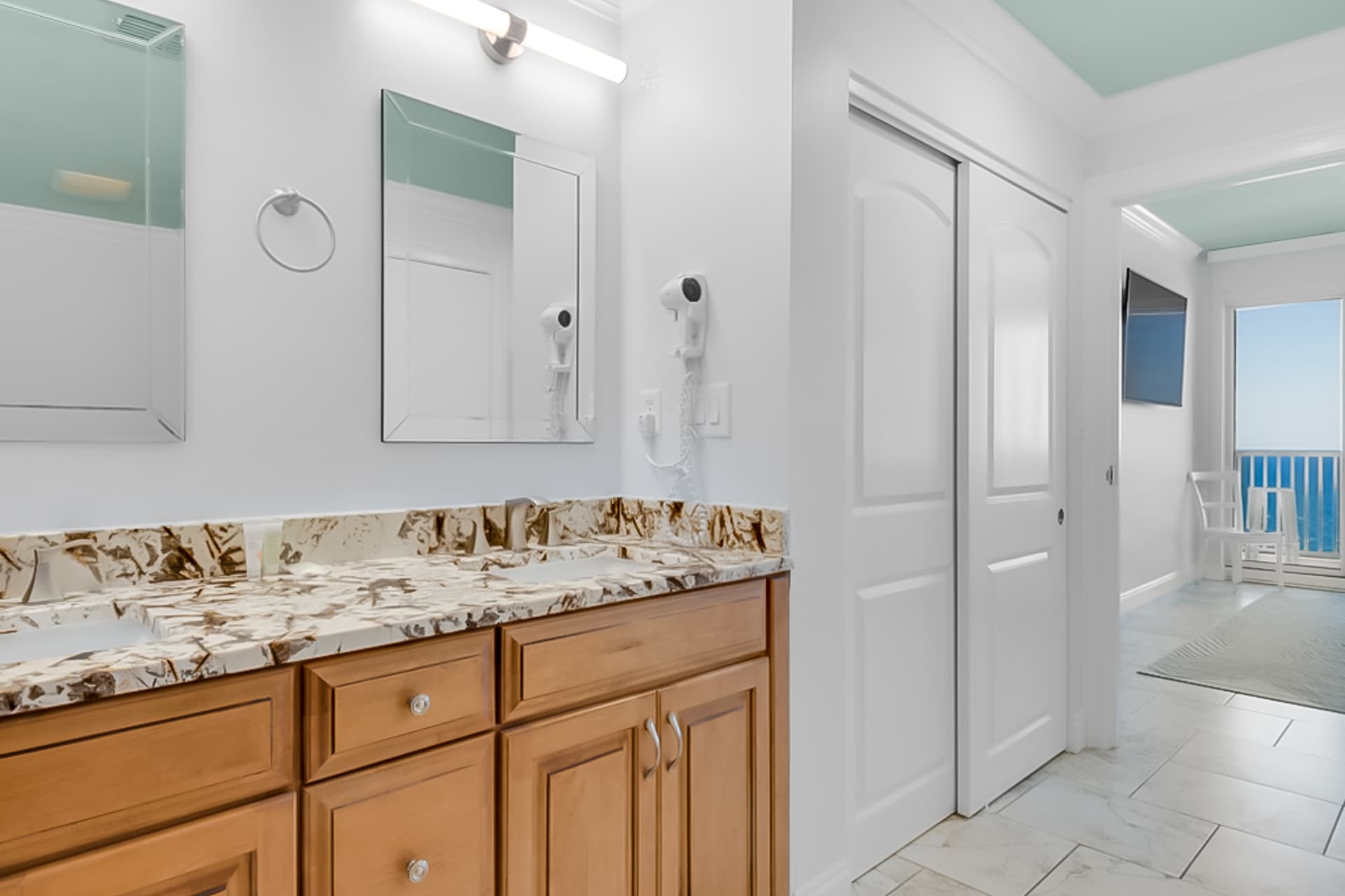 Tops'l Tides 1201 Home - Image 11