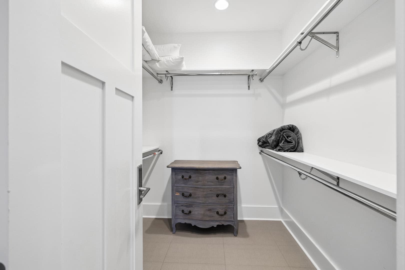 Emerald Breeze - Image 54