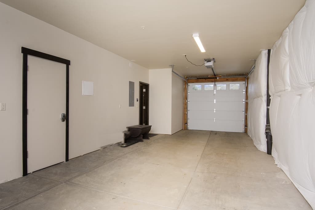 Arrow Residence 248 - Image 27