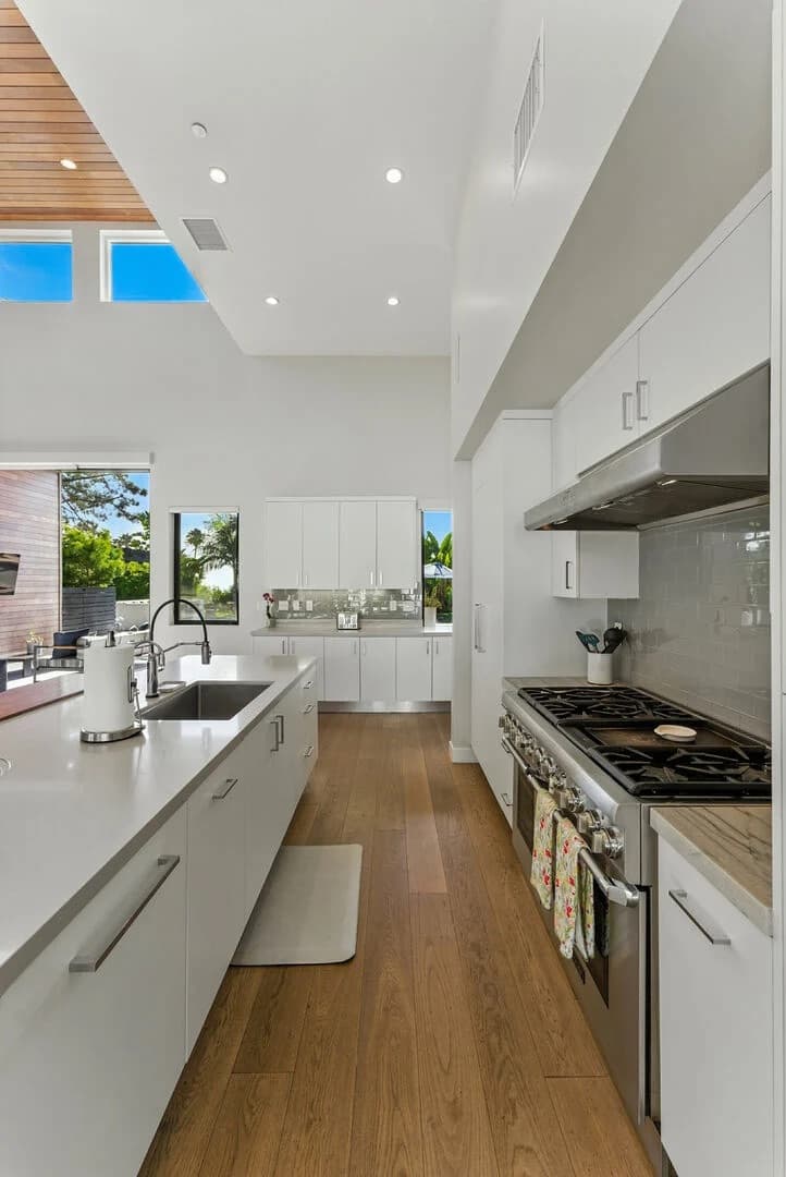 Coastal Paradise - Image 15