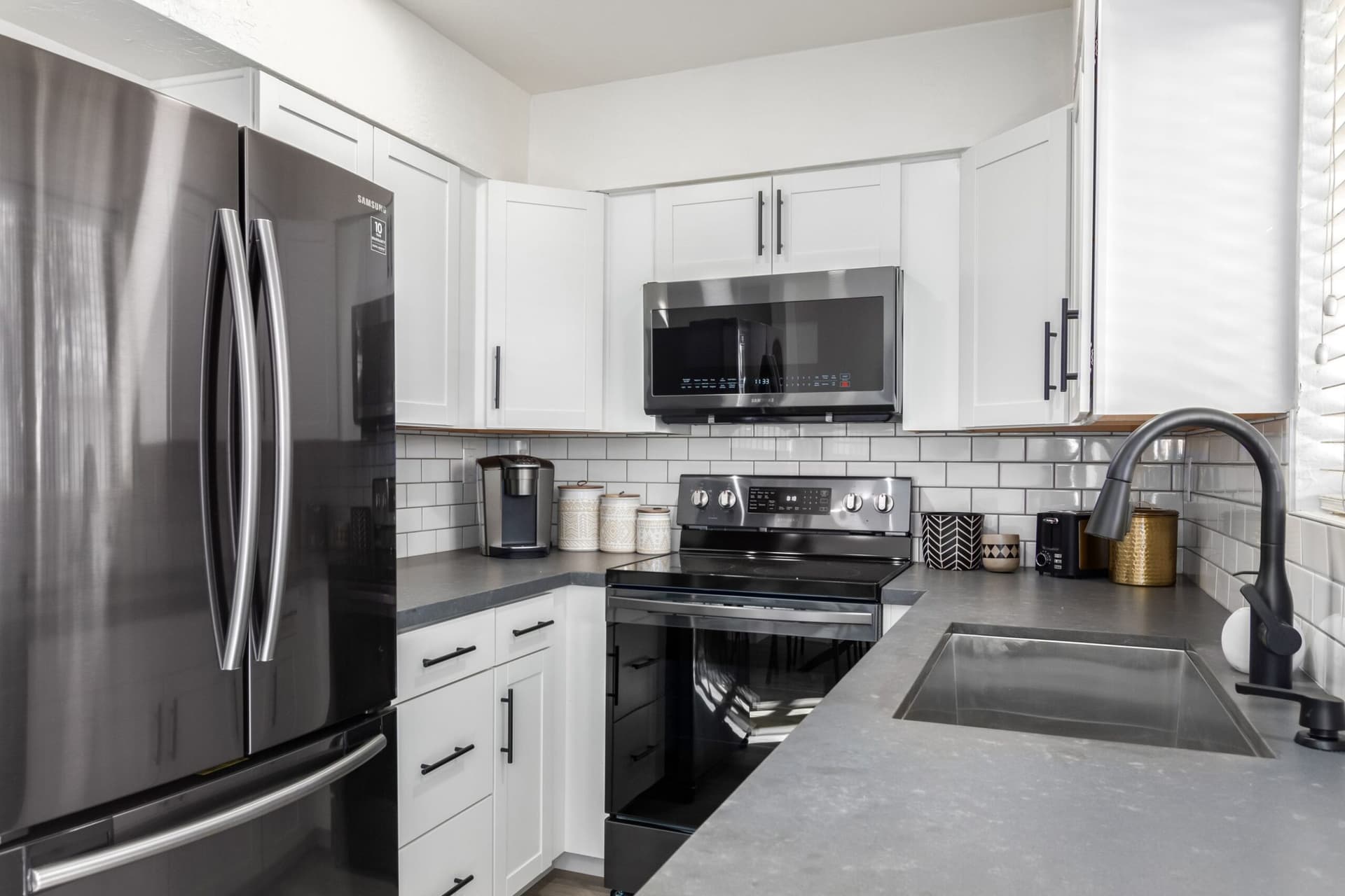 Camelback Townhouse - Image 7