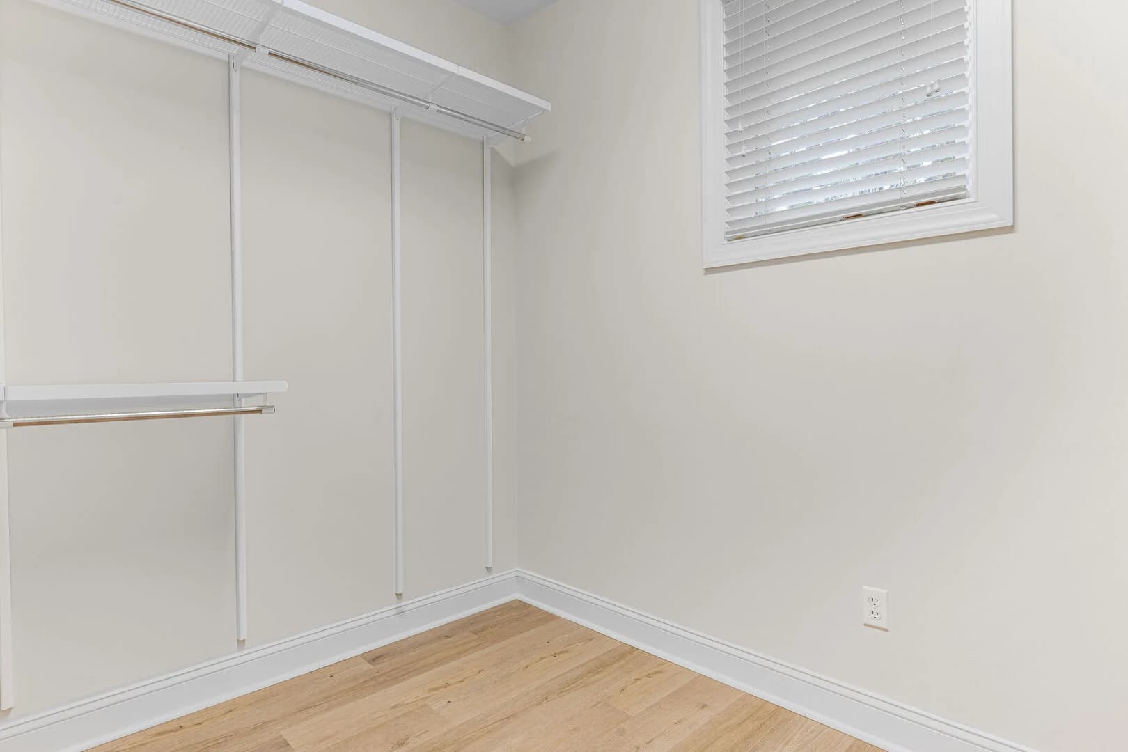 Southern Charm Retreat - Image 32