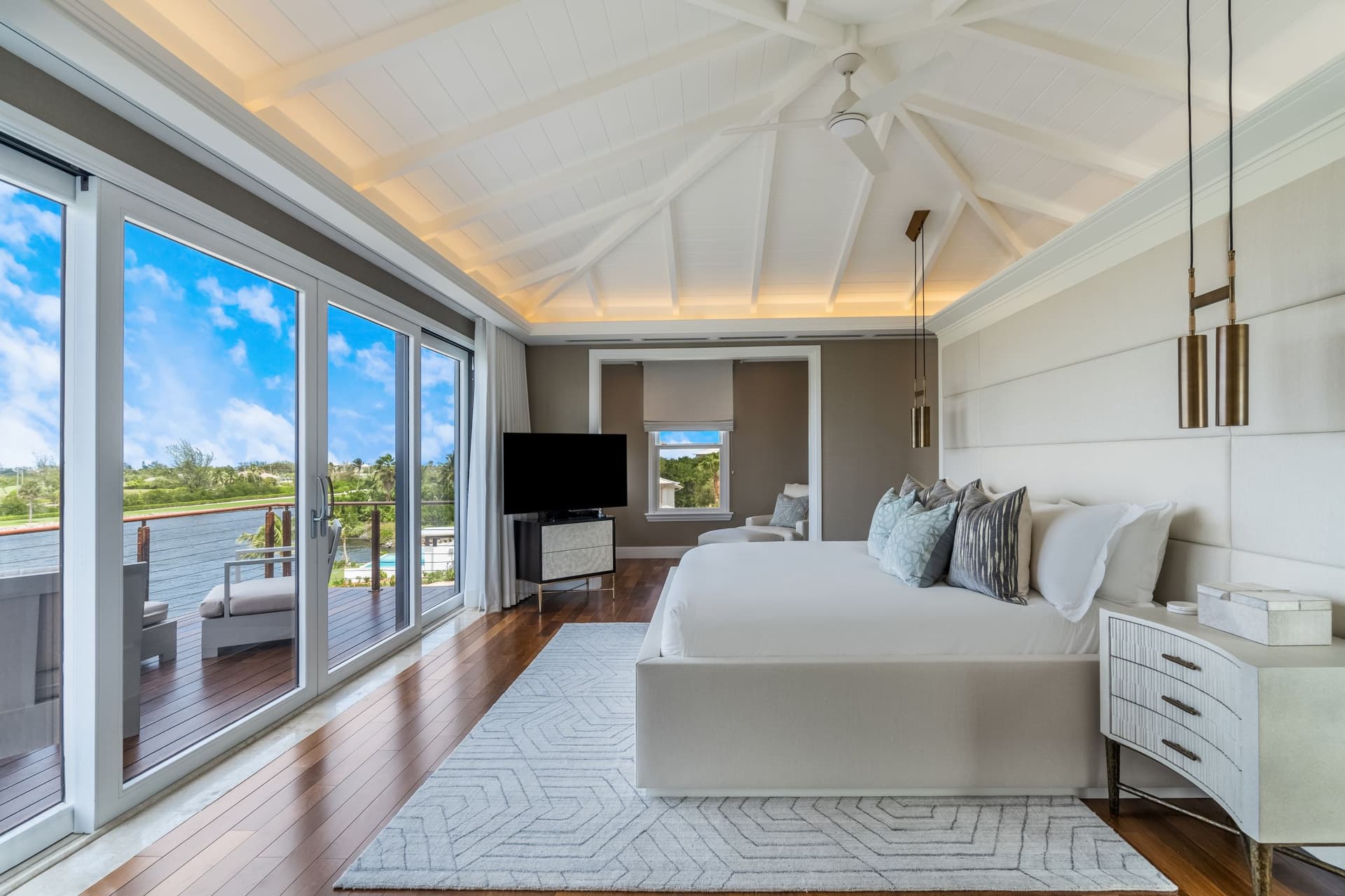 Ritz-Carlton Deck House #4 - Image 6