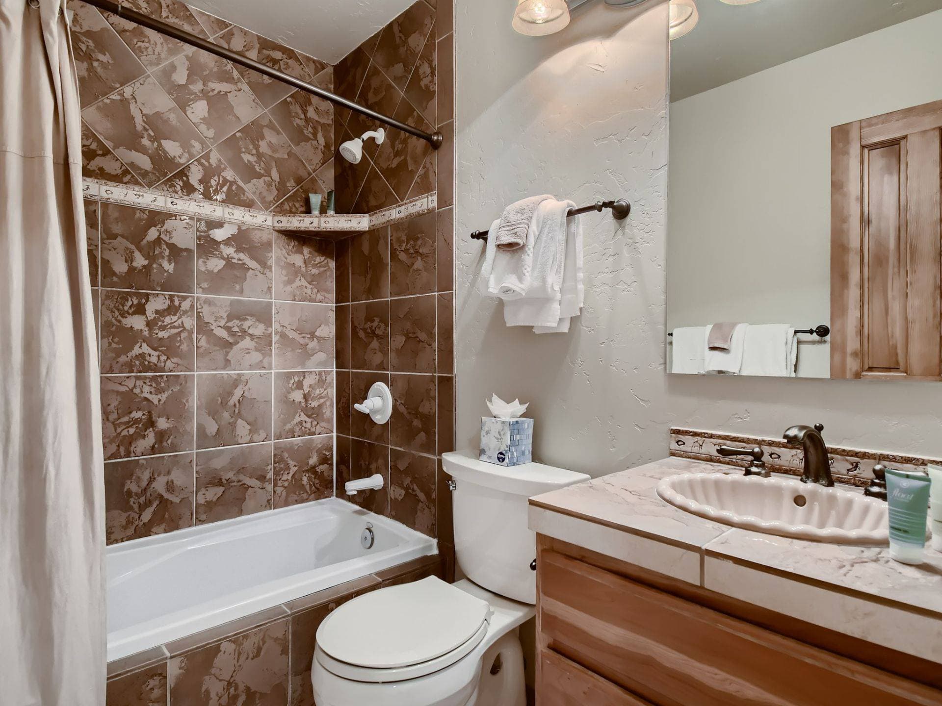 Gray Moose Place - Image 24