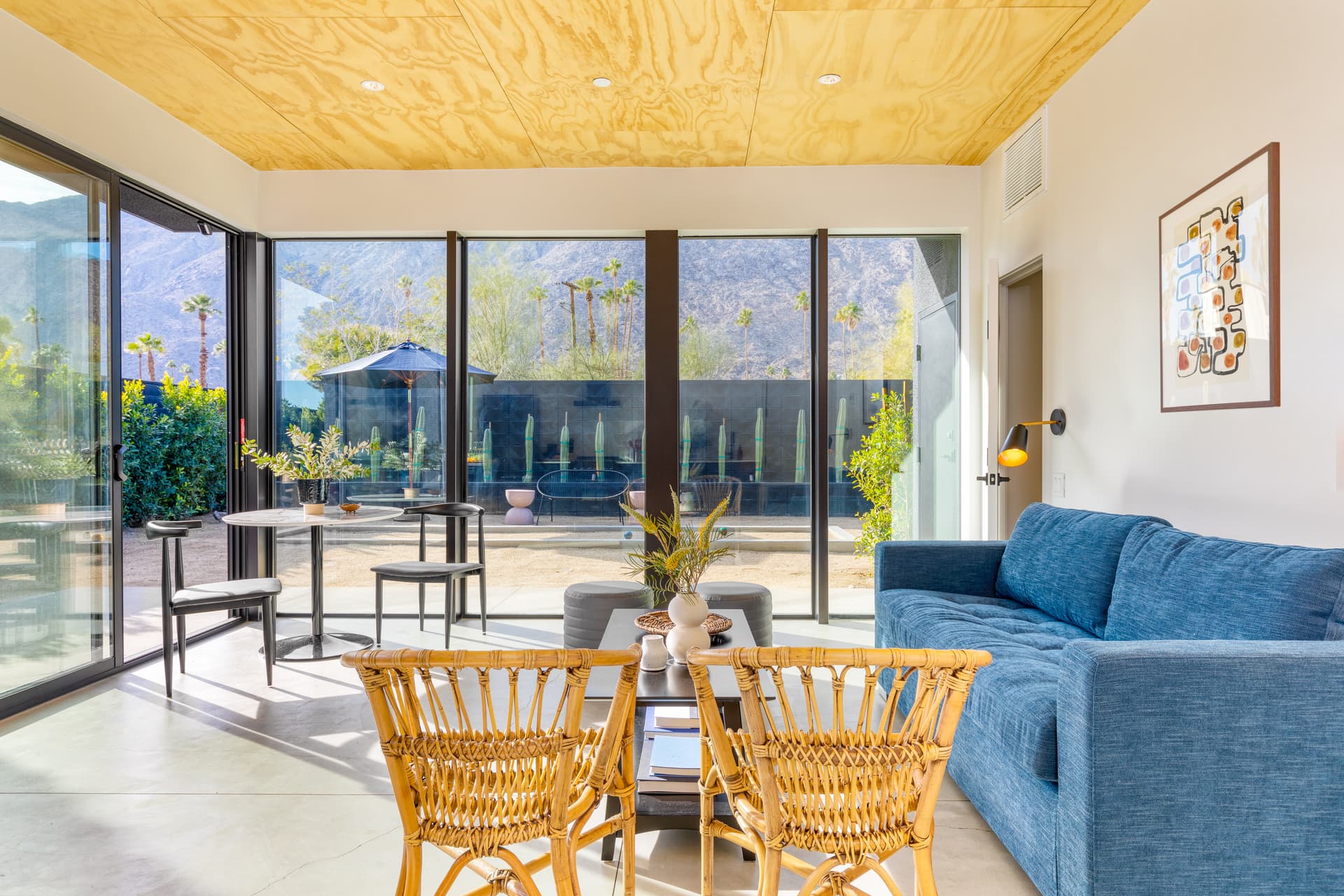 Crimson Peak Manor - Image 4