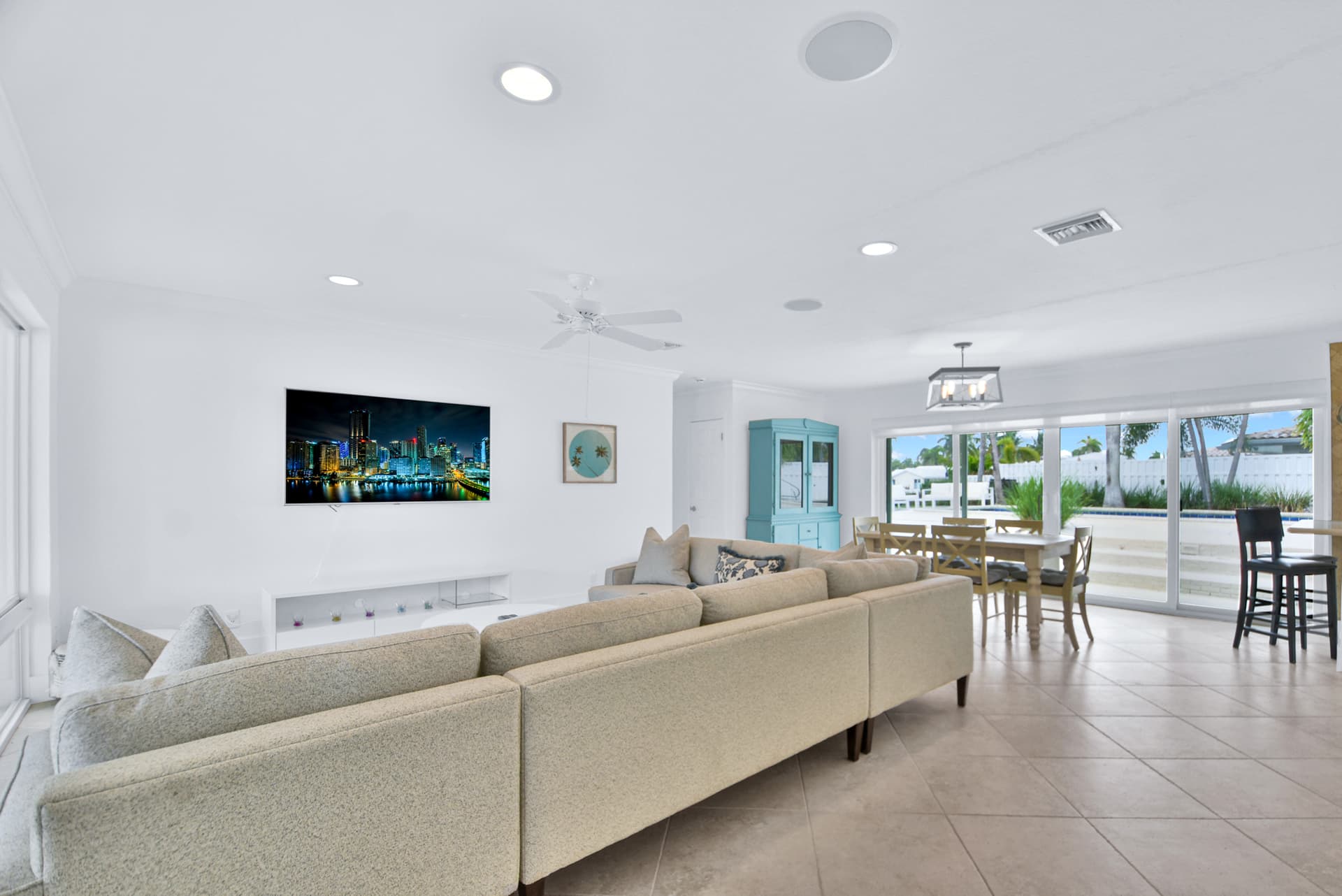 Fifth Street Home - Image 20