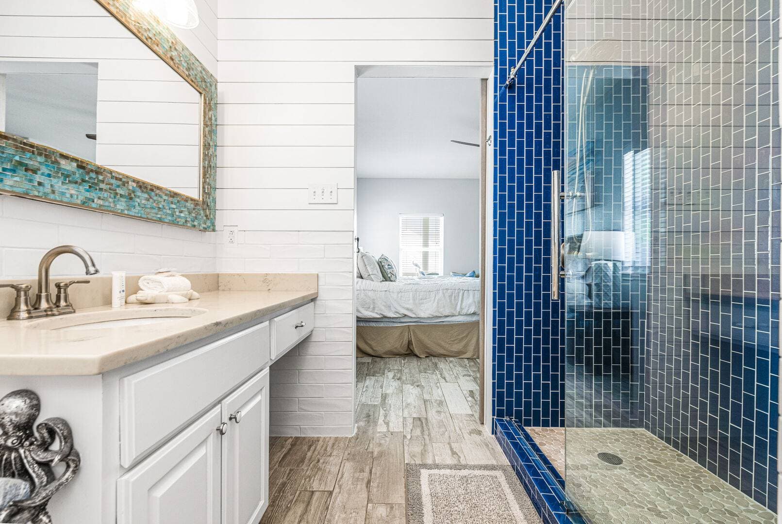 Blue Fin Oasis - Image 42