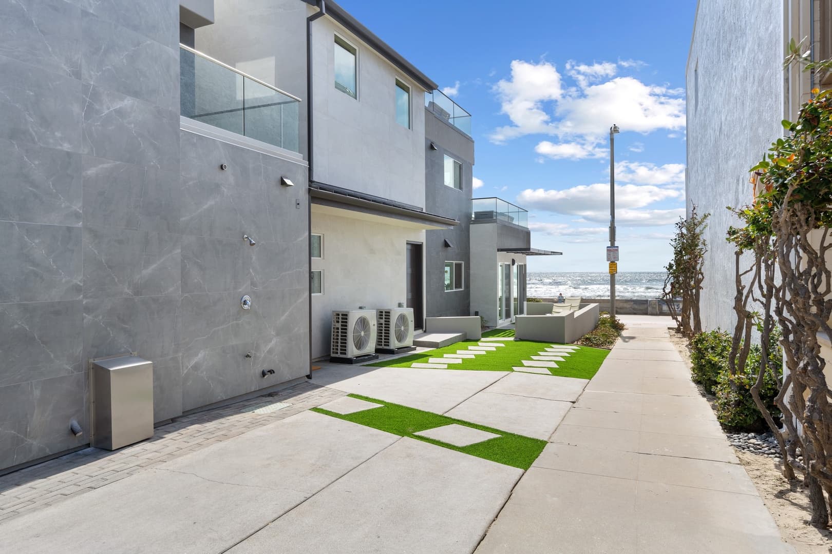 Oceanfront 1 North - Image 41