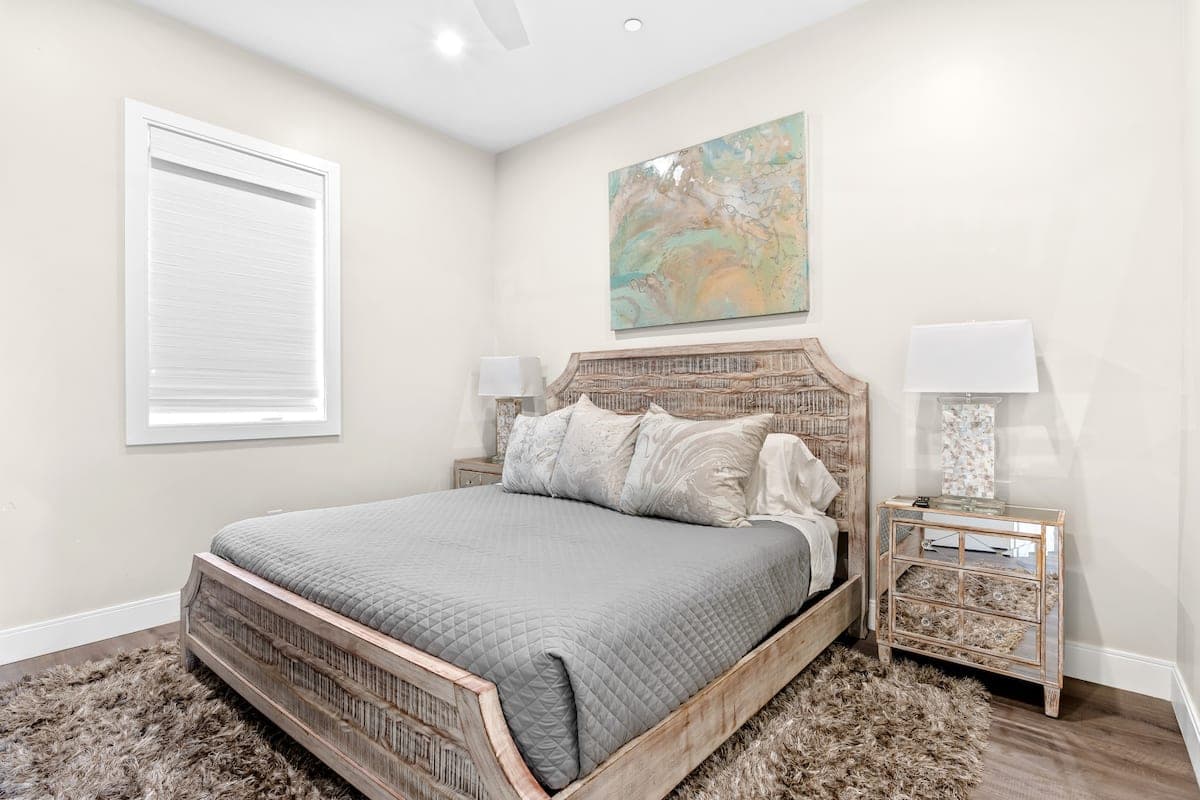 Crest One - Image 15