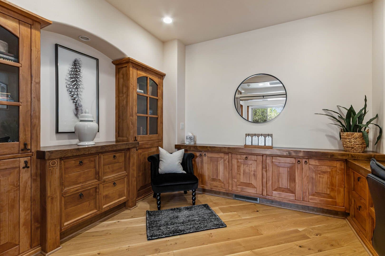 West Chateau - Image 53