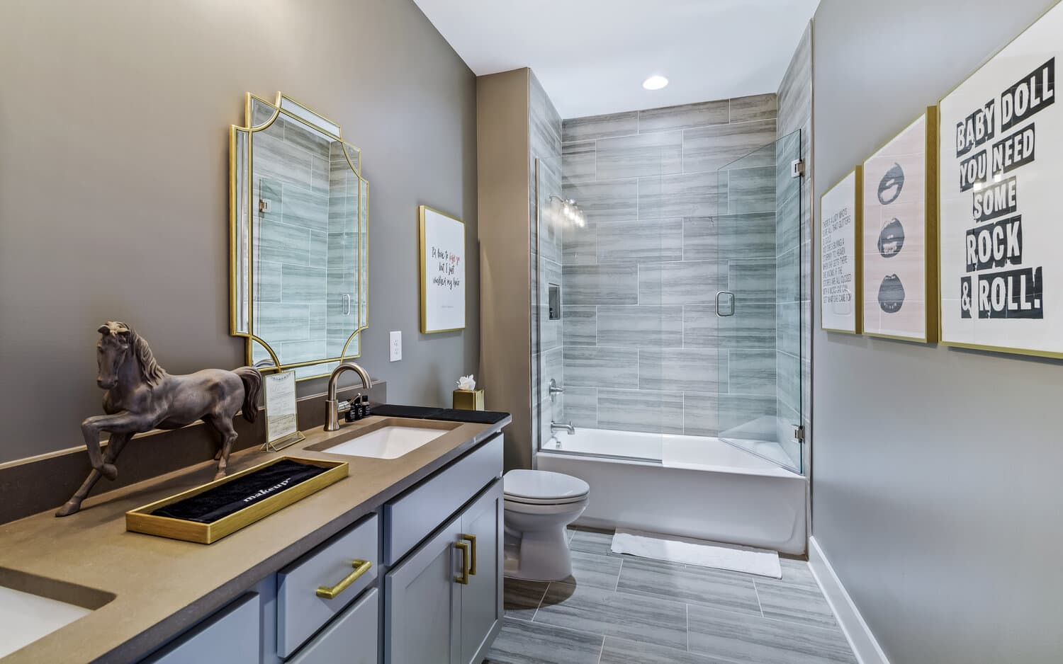 Southern Belle - Image 22