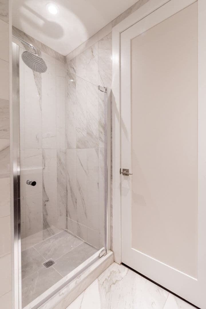 Clock House - Image 36