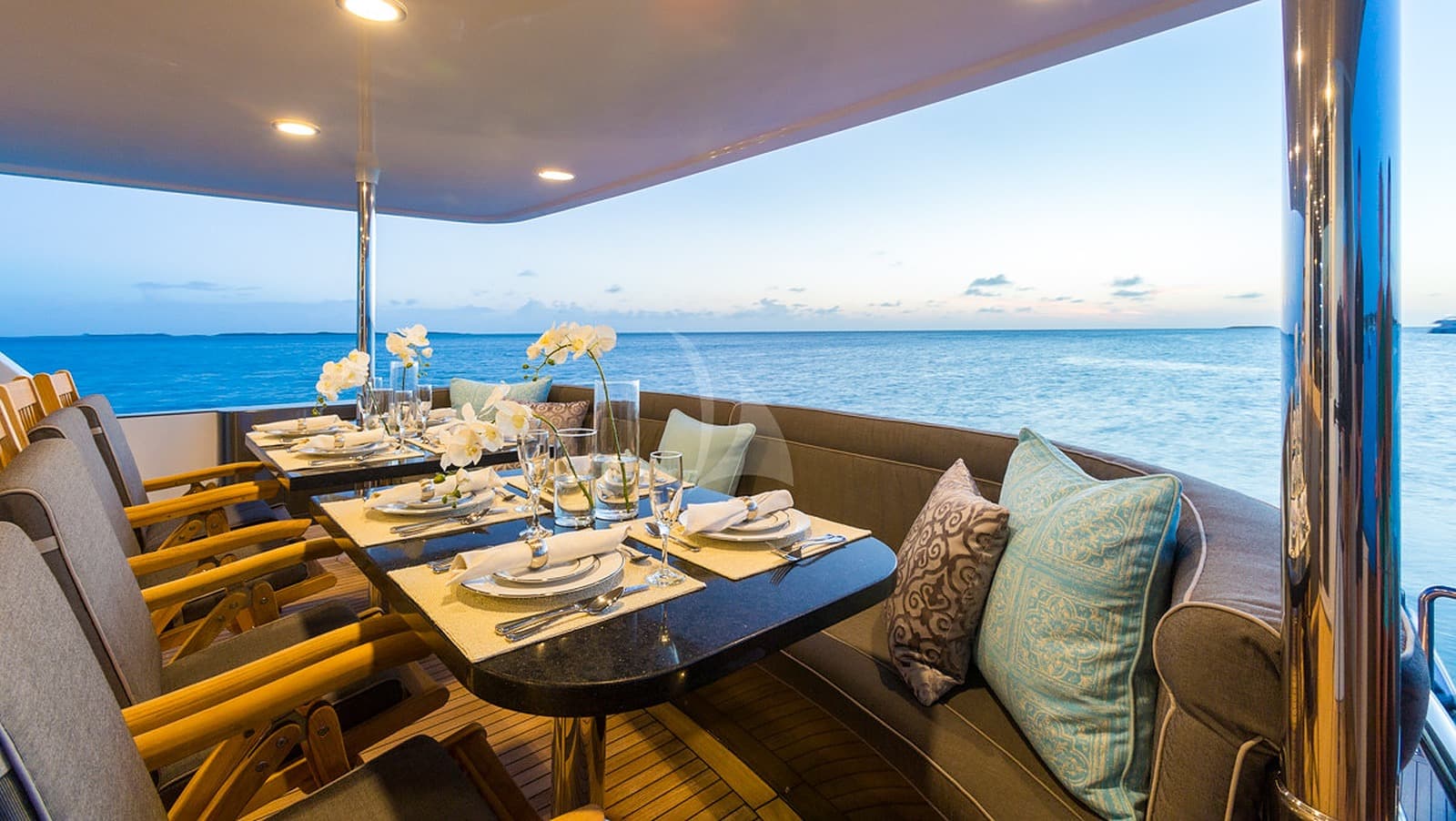 Unbridled Yacht - Image 18