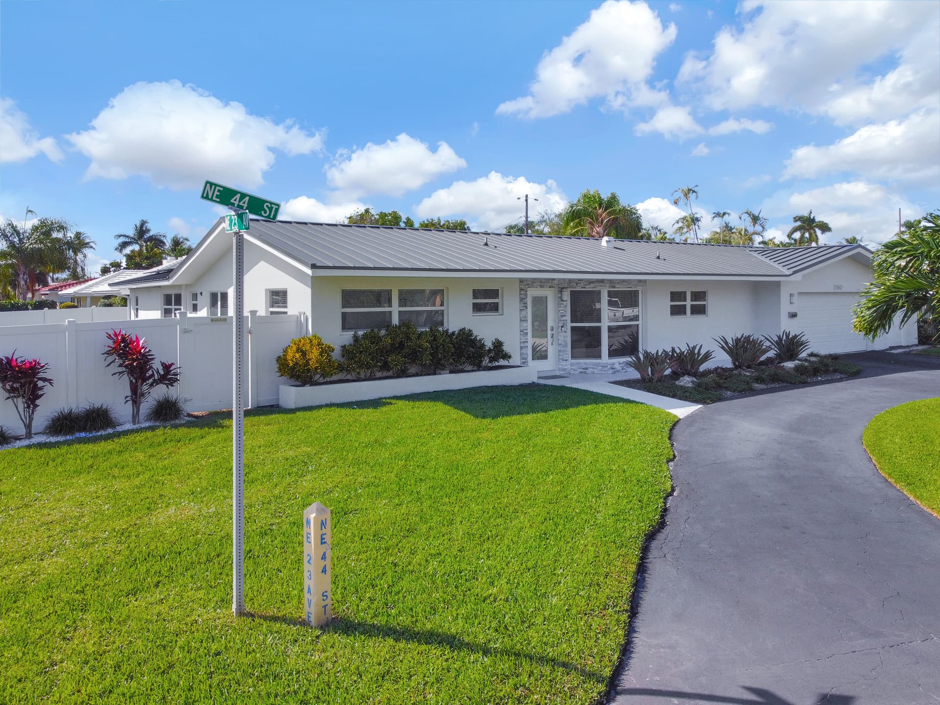 Rodman House - Image 97