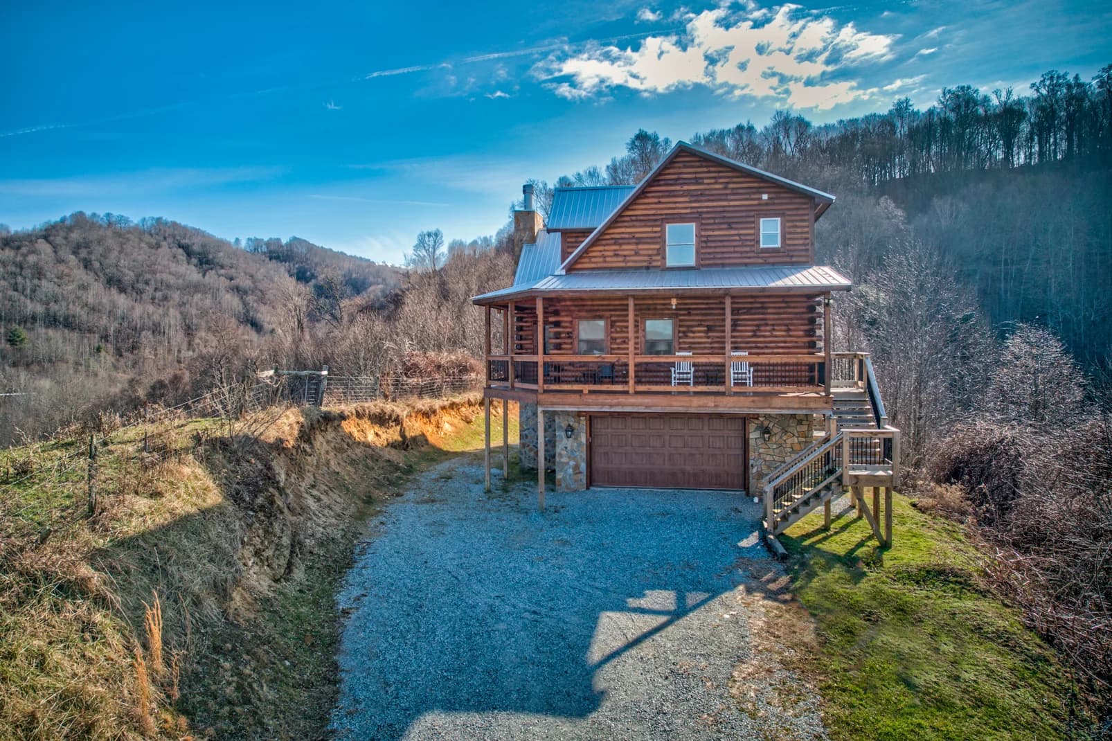 Mountain Range Retreat - Image 43