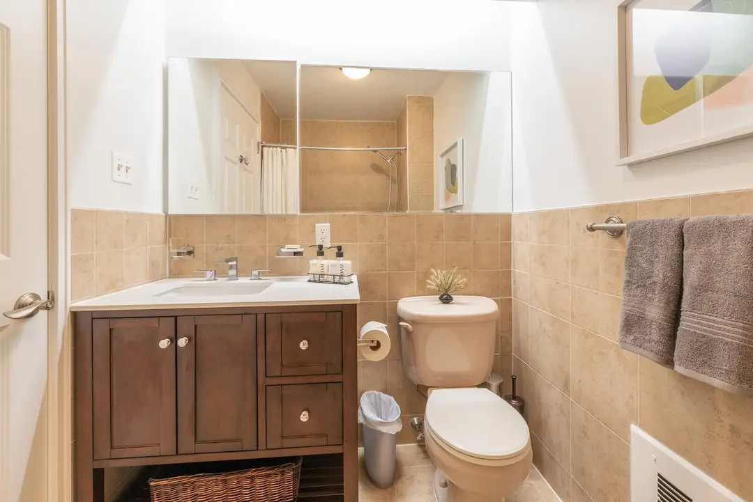 Cypress Court III - Image 14