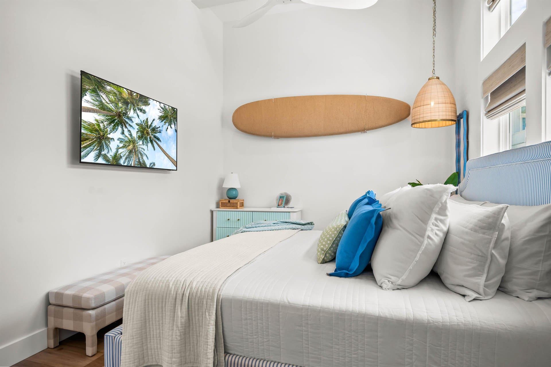 Tide and Seek - Image 17