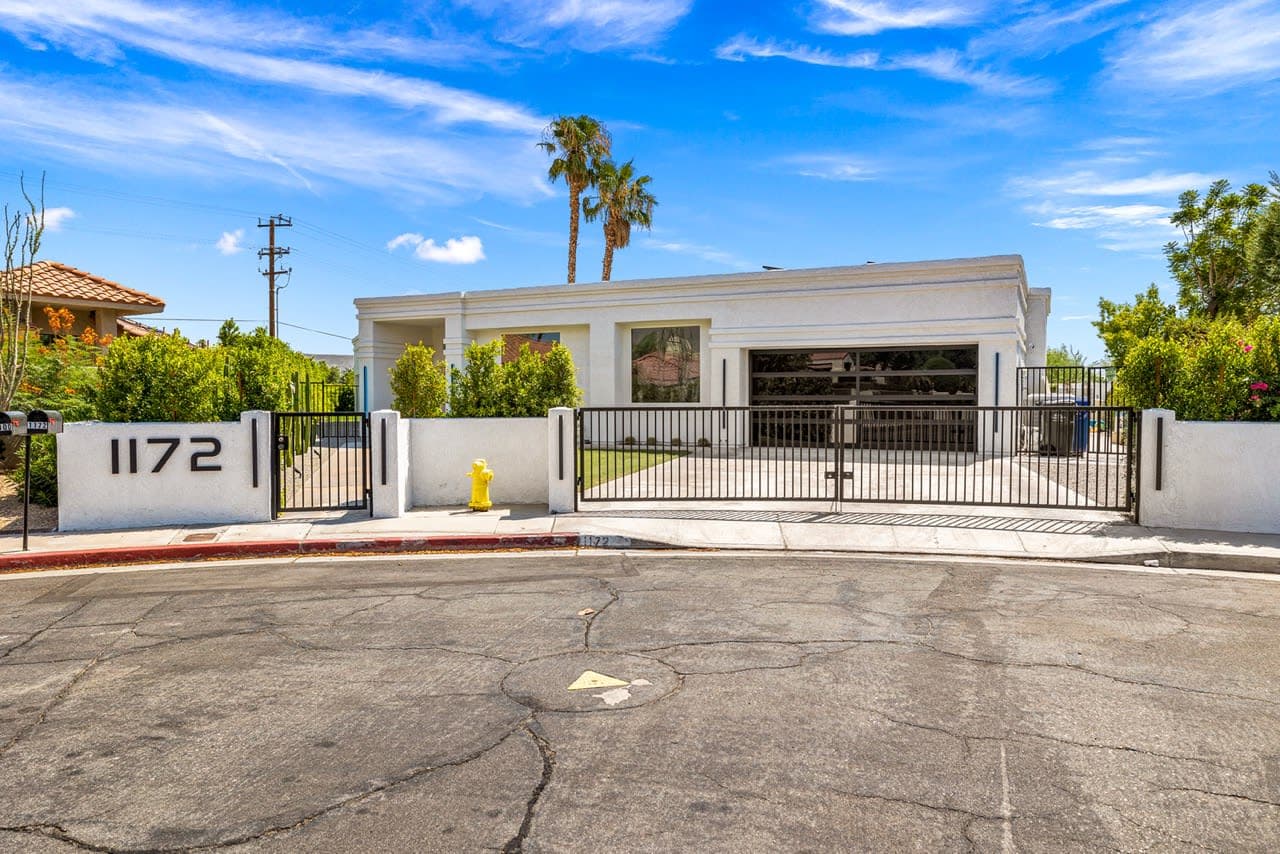 Palm Lighthouse - Image 42