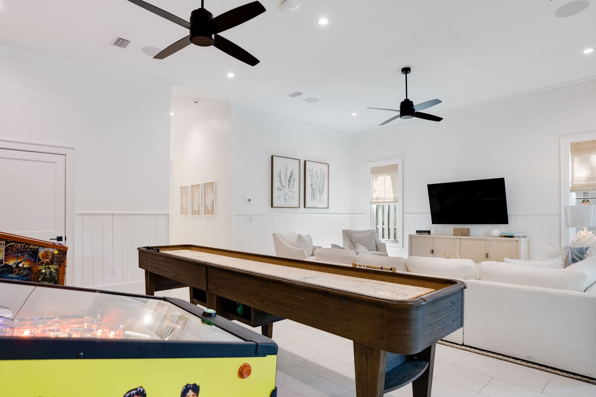 Shore To Have Fun - Image 11