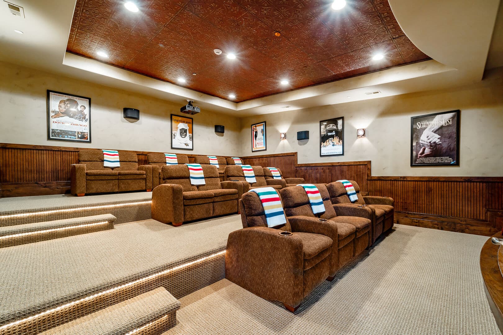 Black Spruce Lodge - Image 12