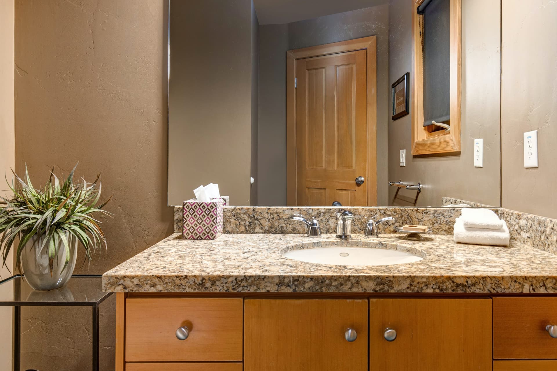 Old Town Overlook House - Image 16