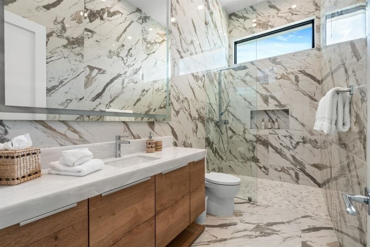 Bravo Villa #11 - Image 42