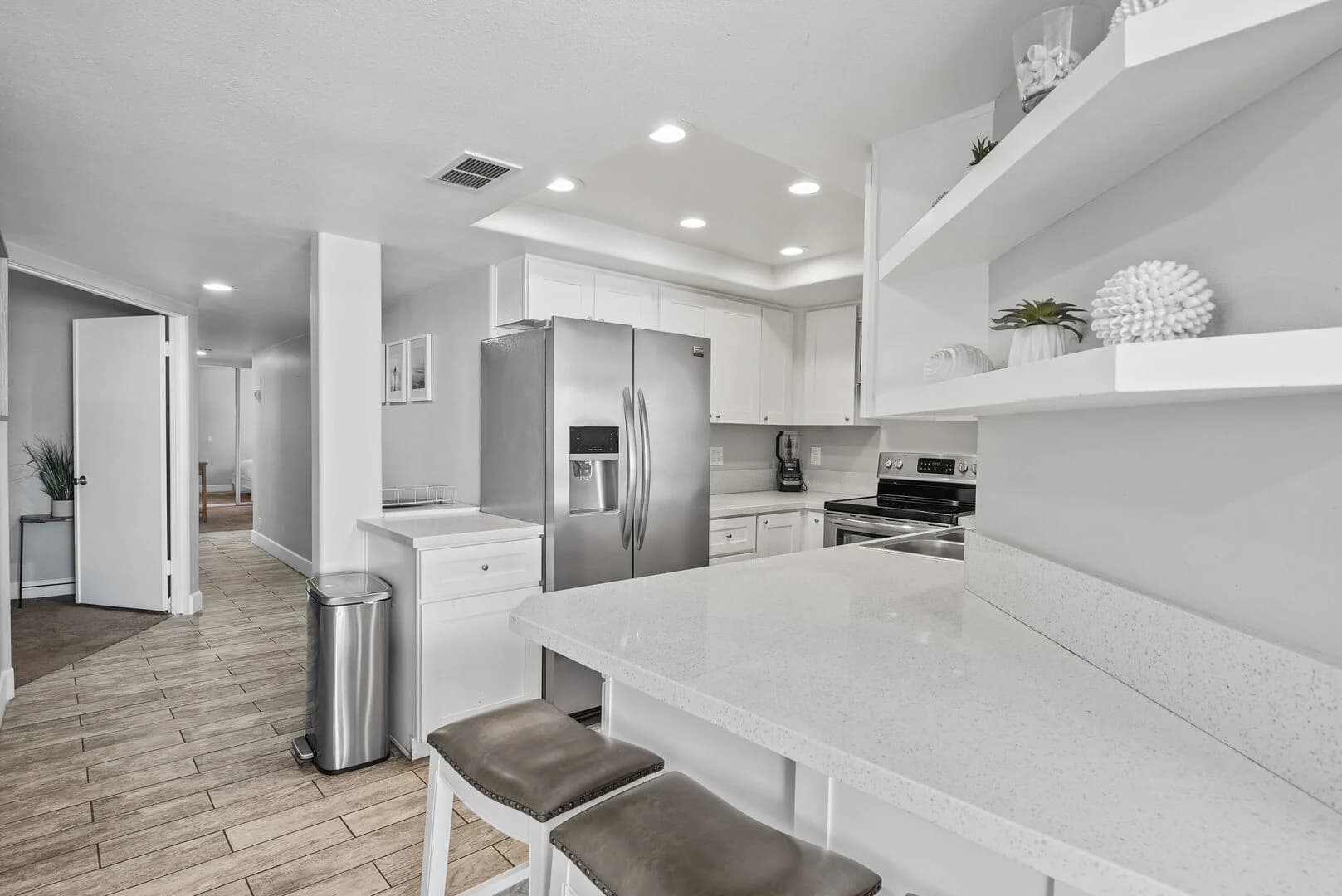 Oceanfront Palm House - Image 5