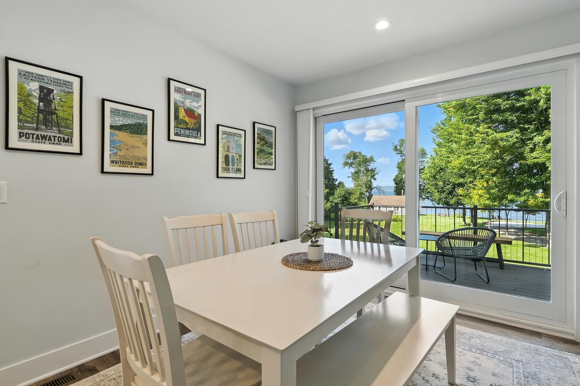 Thenell's Beach House - Image 16