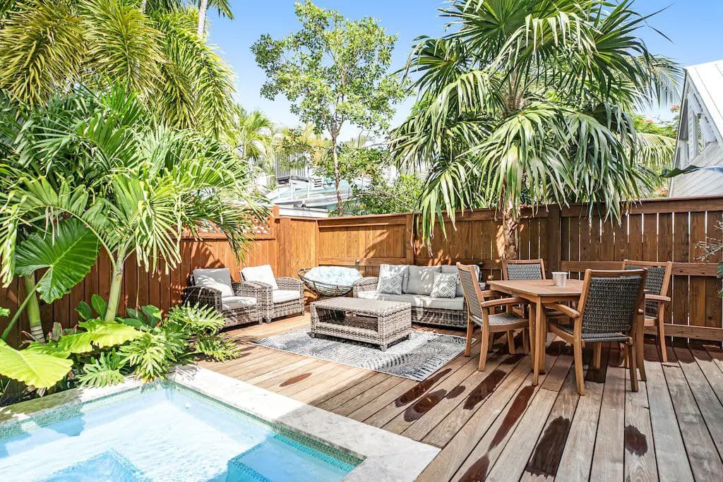 Let's Flamingo - Image 23