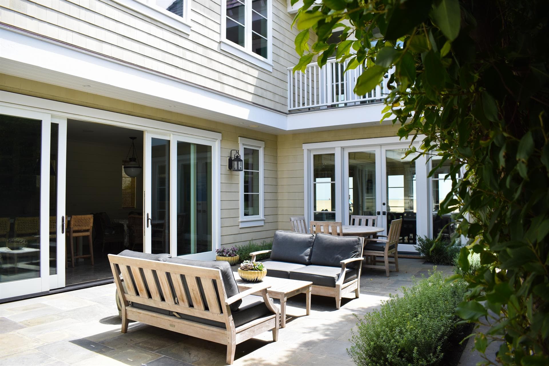 Oceanside Life - Image 2