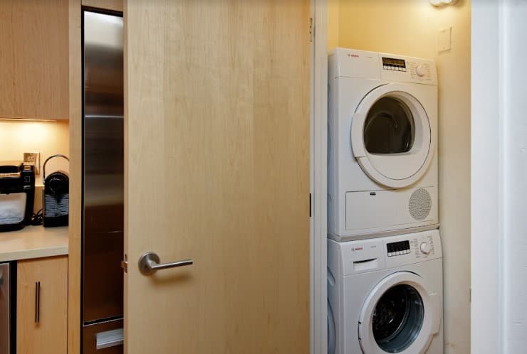 East Cooper Townhome - Image 8