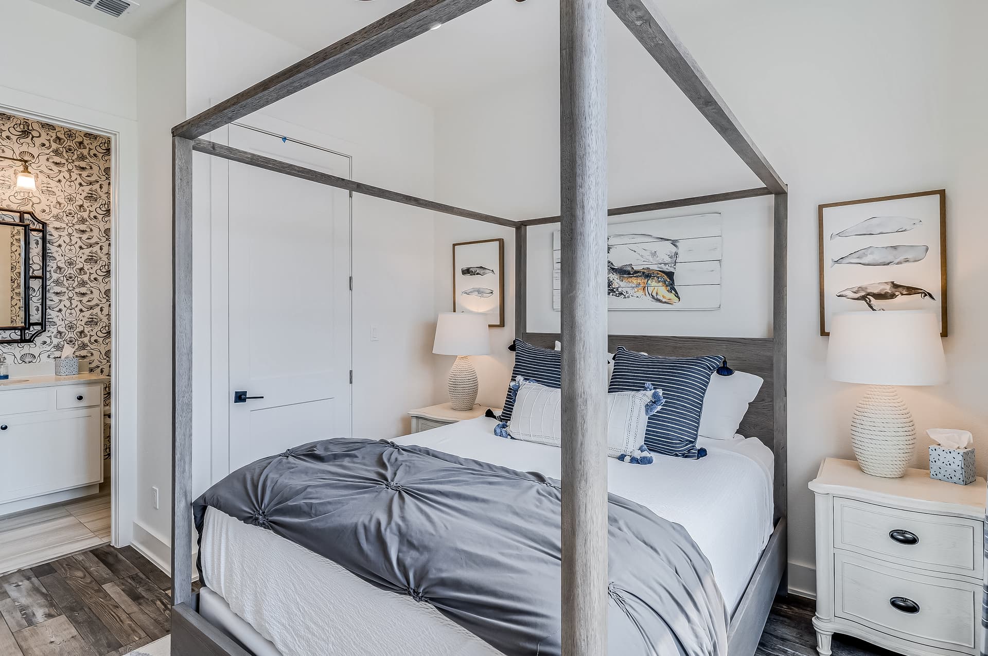 Sunset House - Image 21