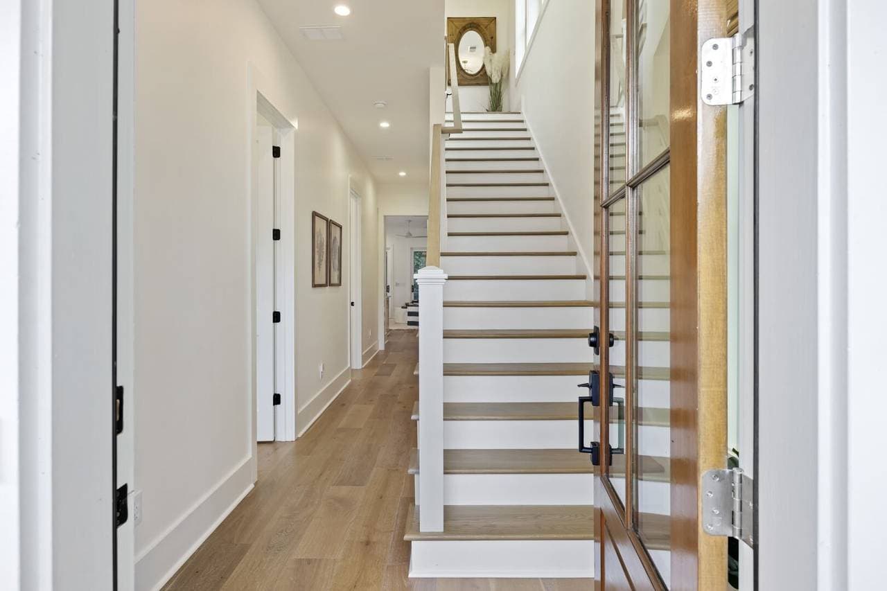 Yacht Harbor #10 - Image 13