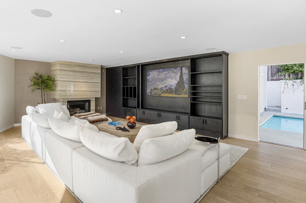 Skyline Chalet - Image 18